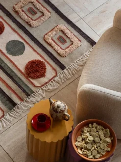 Alfombra artesanal con borlas Haydon, tamaños diferentes