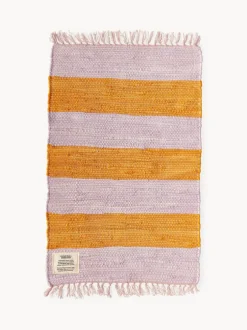 Alfombra artesanal con flecos Chindi