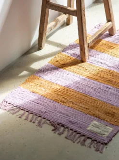 Alfombra artesanal con flecos Chindi