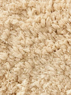 Alfombra artesanal con forma orgánica Tully