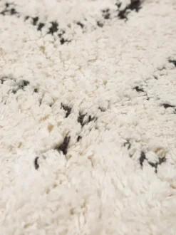 Alfombra artesanal de algodón con flecos Flonn