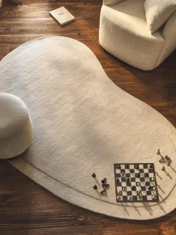 Alfombra artesanal de lana con forma orgánica Kadey