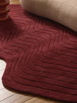Alfombra artesanal de lana con forma orgánica Aliza