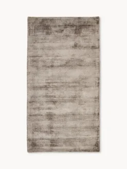 Alfombra artesanal de viscosa Jane