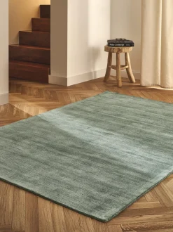 Alfombra artesanal de viscosa Jane