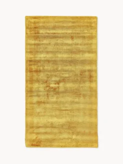 Alfombra artesanal de viscosa Jane