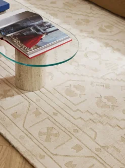 Alfombra artesanal de viscosa Shaila