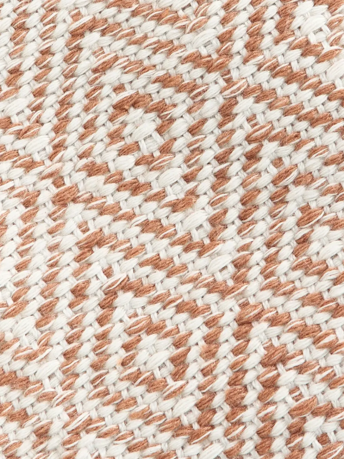 Alfombra artesanal exterior con estampado de rombos vintage Rika