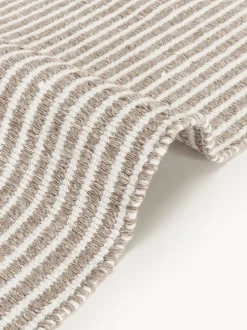 Alfombra artesanal para exterior a rayas Turner