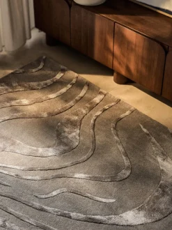 Alfombra artesanal texturizada de pelo corto Winola