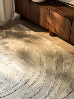 Alfombra artesanal texturizada de pelo corto Winola