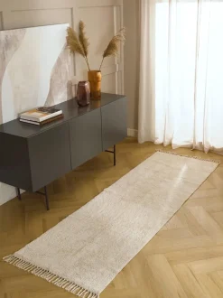 Alfombra corredor artesanal con flecos Chindi