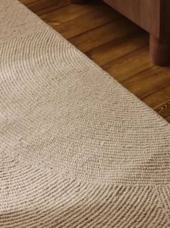 Alfombra corredor de lana artesanal de pelo corto Eleni