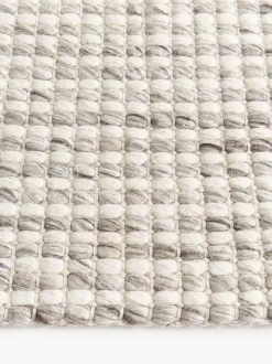 Alfombra de lana artesanal con flecos Rumi