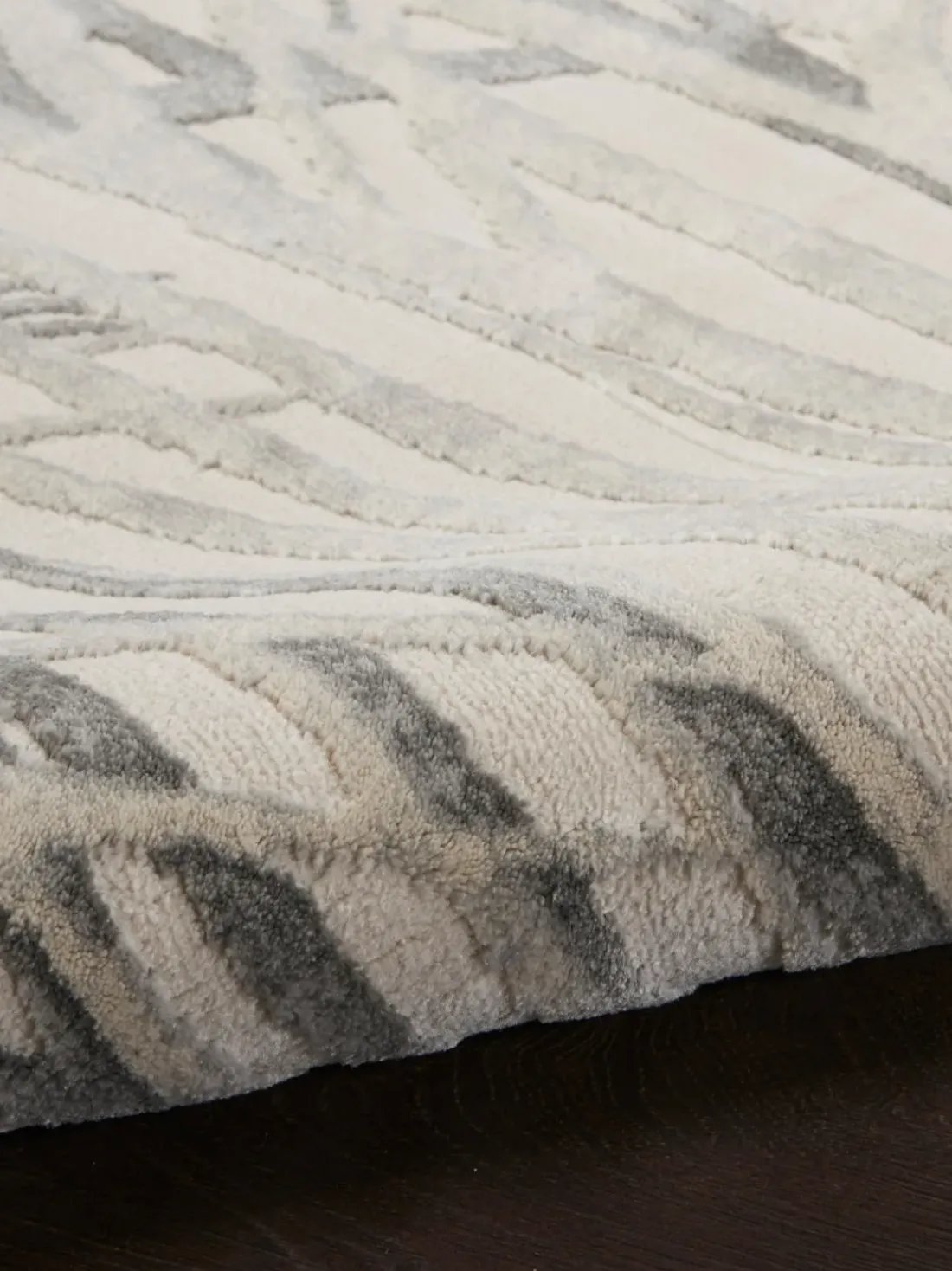 Alfombra de pelo corto con relieves Rustic Texture