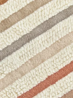 Alfombra kilim artesanal con flecos Calais