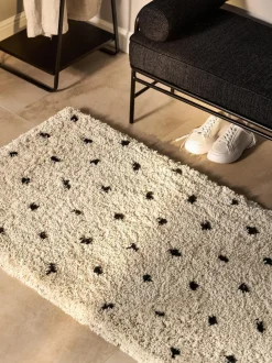 Alfombra mullida artesanal de pelo largo Ayana