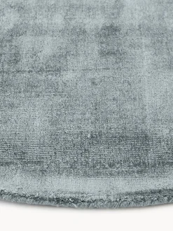 Alfombra redonda artesanal de viscosa Jane