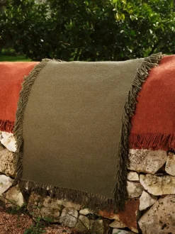 Alfombra tejida a mano para interior y exterior Marcus