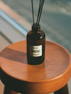 Ambientador con varillas Hinoki (cítricos, pimienta negra)