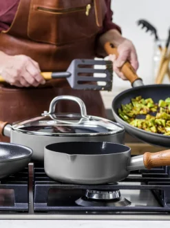 Batería de cocina antiadherente Mayflower Pro, 9 pzas.