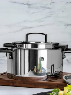 Batería de cocina de acero inoxidable Bellasera, 5 pzas.