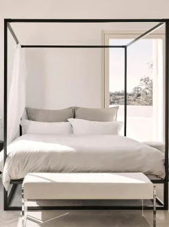 Cama de metal con dosel Belle