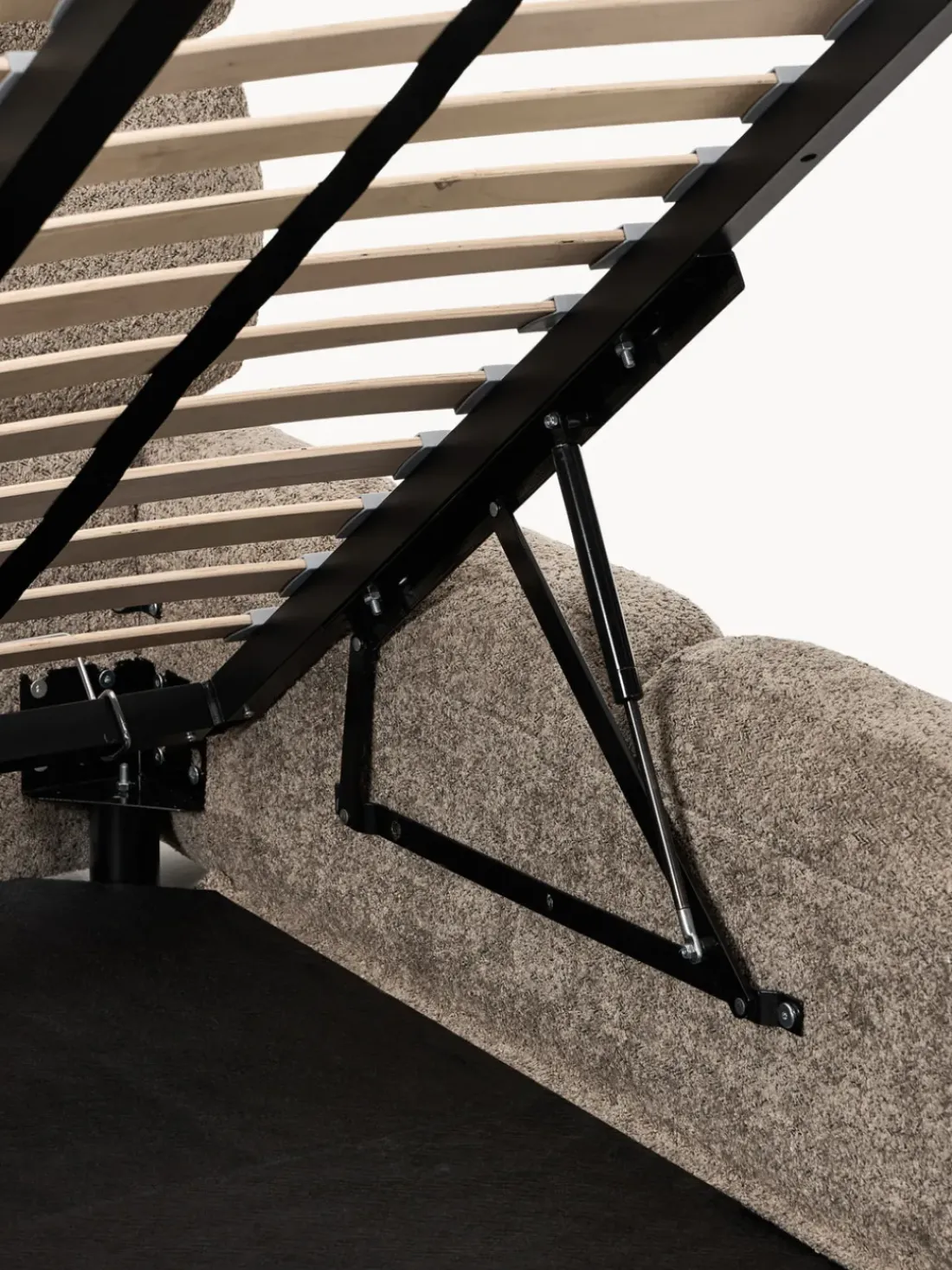 Cama individual tapizada en borreguillo bouclé con espacio de almacenamiento Tayla