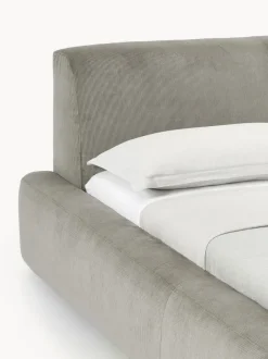 Cama tapizada con espacio de almacenamiento Melva