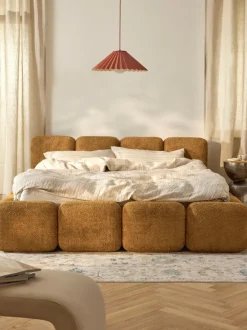 Cama tapizada de borreguillo bouclé Tayla