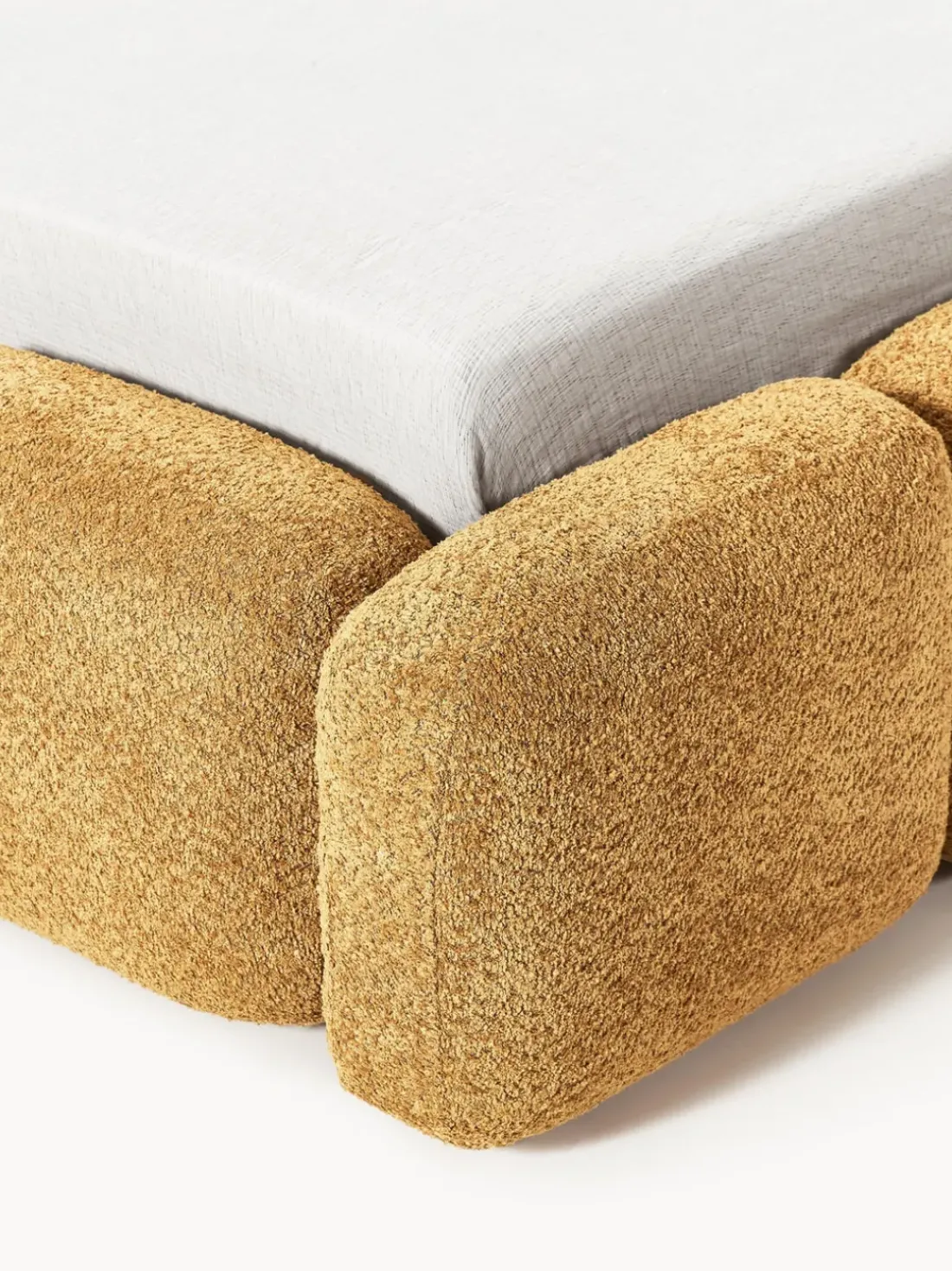 Cama tapizada de borreguillo bouclé Tayla