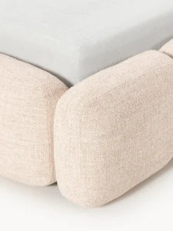 Cama tapizada en tejido bouclé Tayla