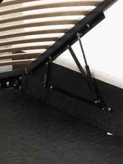 Cama tapizada en tejido bouclé con espacio de almacenaje Cloud