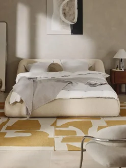 Cama tapizada en tejido bouclé Sofia