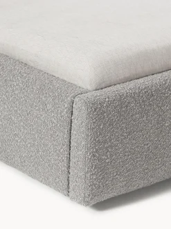 Cama tapizada en tejido bouclé con espacio de almacenaje Cloud