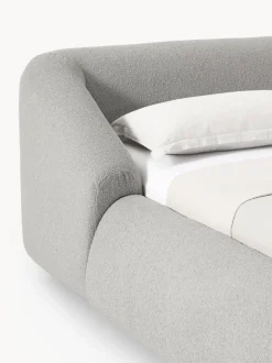 Cama tapizada en tejido bouclé Sofia