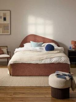 Cama tapizada en tejido bouclé Gary