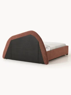 Cama tapizada en tejido bouclé Gary