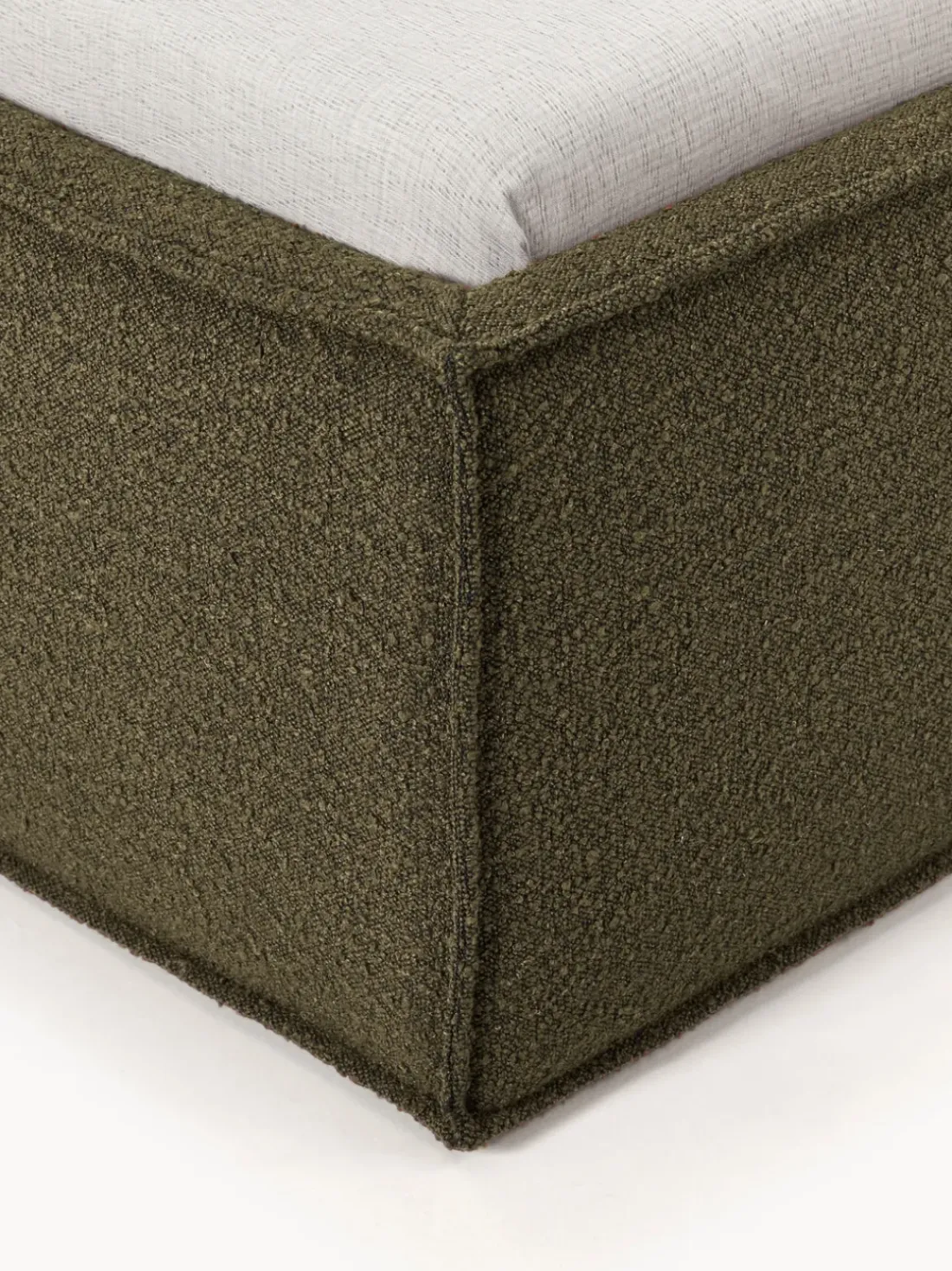 Cama tapizada en tejido bouclé Dream