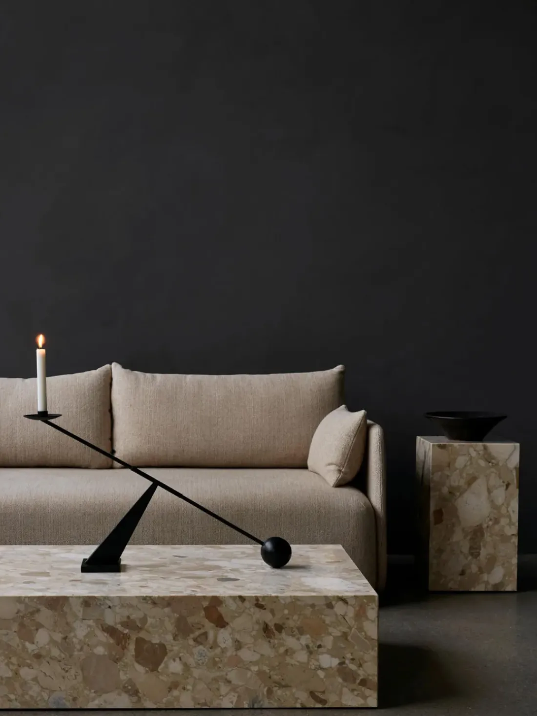 Candelabro de metal de diseño Interconnect