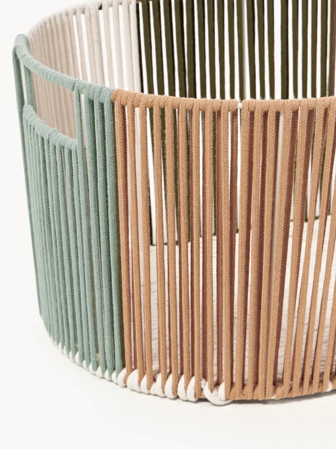 Cesta de ropa artesanal de cuerda Gabe