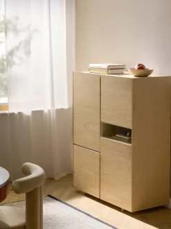 Chiffonnier de madera Larsen