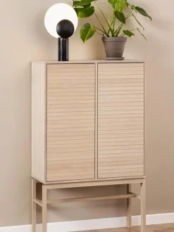 Chiffonnier de madera Linley