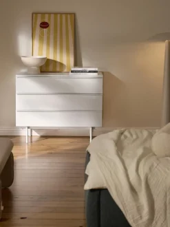 Cómoda de madera Elona