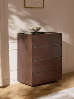 Cómoda de madera Larsen