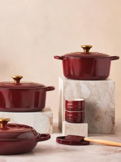 Cocotte redondo de hierro fundido Signature Collection