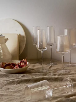 Copas de vino blanco artesanales con relieves Cami, 4 uds.