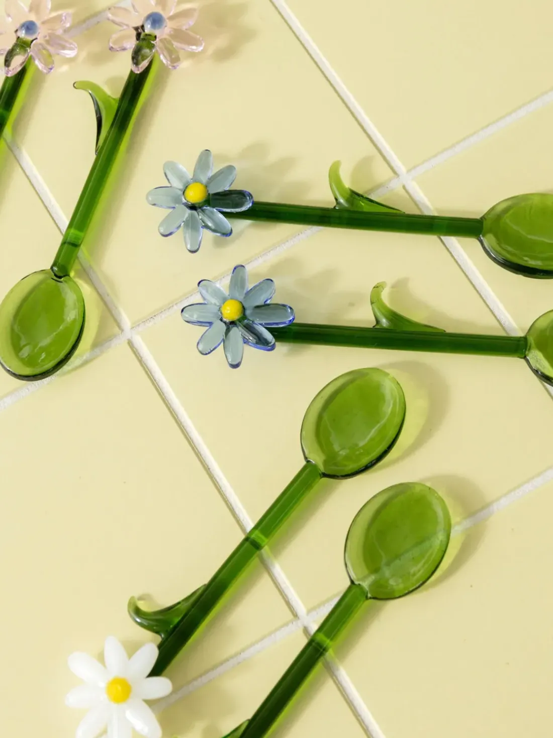 Cucharas artesanales de vidrio borosilicato Flora, 2 uds.