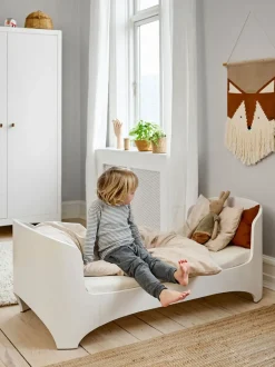 Cuna de madera con extensión a cama infantil Leander Classic, 70 x 150 cm
