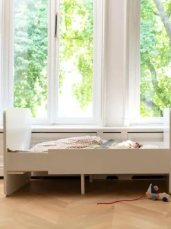 Cuna extensible para cama infantil Form, 70 x 120/160 cm